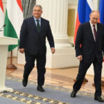Karol Nawrocki szeretné erősíteni a kapcsolatokat Viktor Orbánnal. Mit mond a Bukaresti 9-es Formátumról?